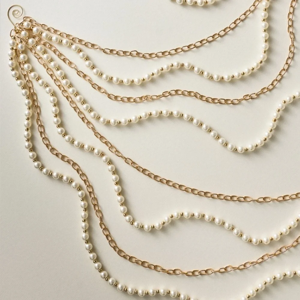 Anthropologie Pearl Swoop Garland, NIP